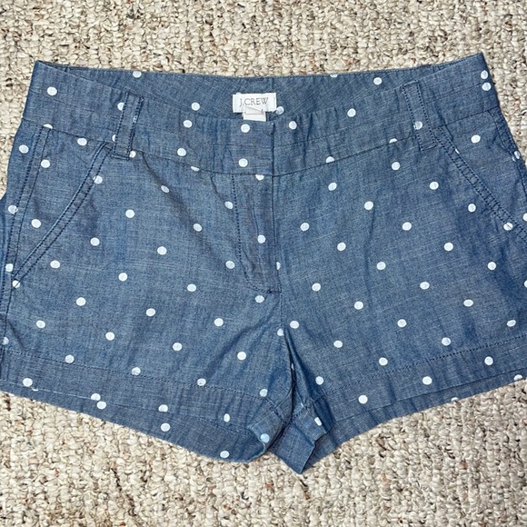 J. Crew Women’s Size 4 denim look with white polka dots. - Picture 5 of 9